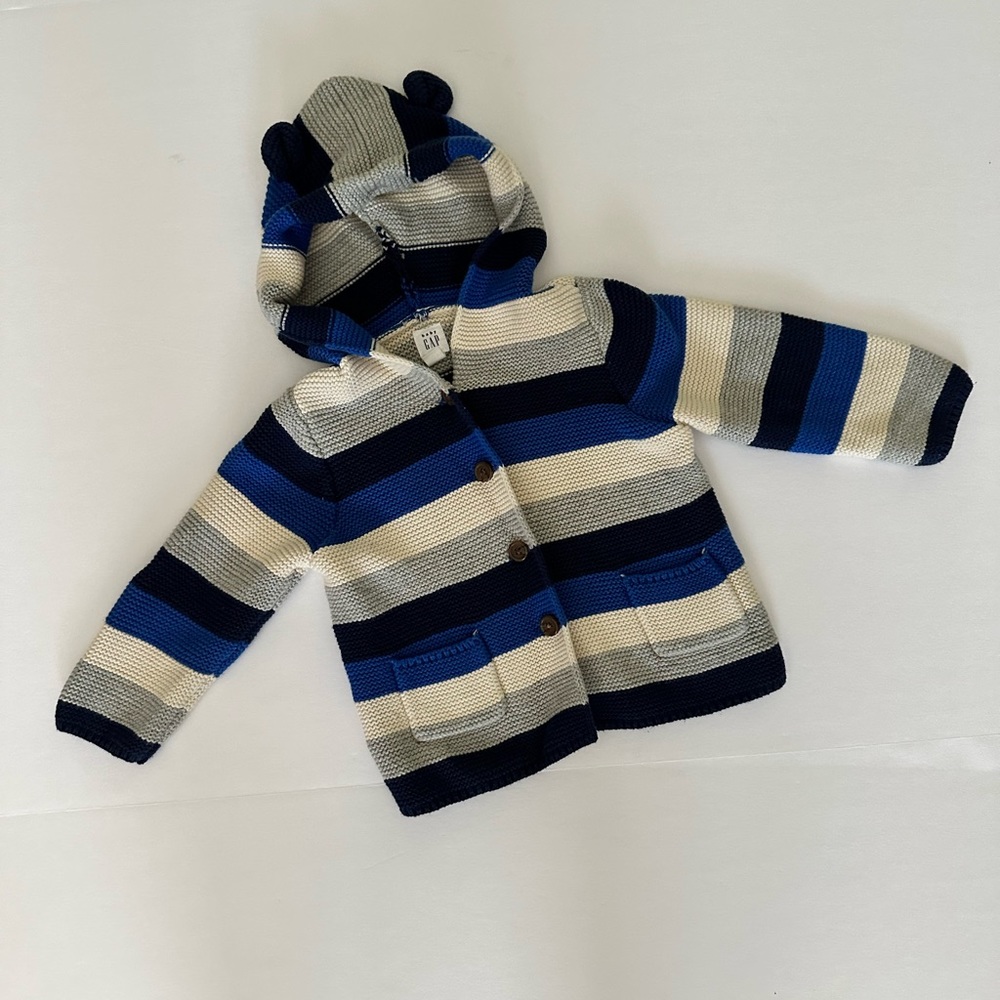Gap Baby Boy Sweater size 18-24M Used